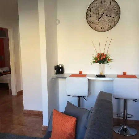8 Casa Tomas Βίλα